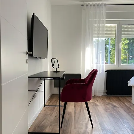 Marilu Apartment Ika